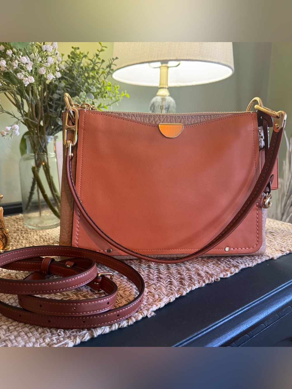 Coach retail sunrise multi dreamer shoulder/crossbody bag.